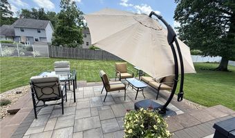 6471 Ridgeview Ave, Austintown, OH 44515