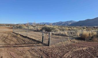 13 Hobo Ln, Alamogordo, NM 88310