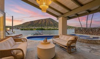 7327 Makaa St, Honolulu, HI 96825