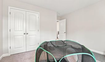 201 Rough Ridge Trl, Aberdeen, NC 28315