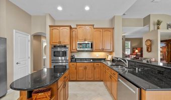 921 CLASSIC VIEW Dr, Auburndale, FL 33823