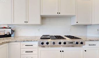 861 JODEE Ln, Brookings, OR 97415