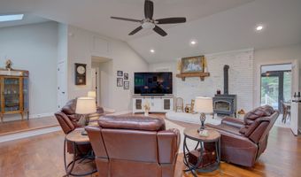1307 Floyd Spgs, Armuchee, GA 30105