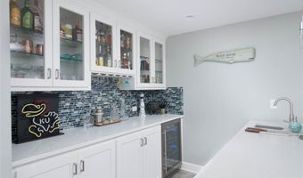 14423 N 145th St, Basehor, KS 66007
