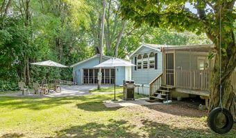 37 Wheeler Dr, Alburgh, VT 05440