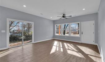 324 E 2nd St, Adrian, MO 64720