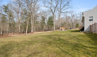 163 Valley View Rd, Sterling, CT 06377