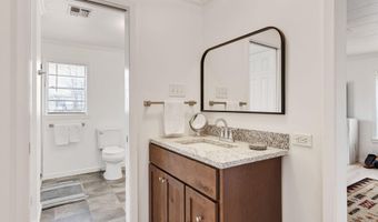 10808 Clarise Dr, Abbeville, LA 70510