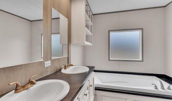 42 A And B Arroyo Hondo Seco Rd, Arroyo Hondo, NM 87513