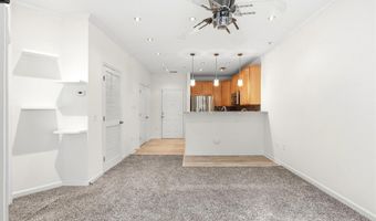 15612 EVERGLADE Ln 404, Bowie, MD 20716