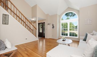 1167 Greens Farm Rd, Cincinnati, OH 45102