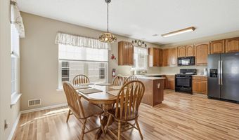17 Sparrow Ln, Barnegat, NJ 08005
