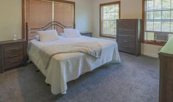 53 Lincolnville Ave, Belfast, ME 04915