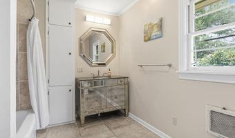 14002 S Guegnon St, Abbeville, LA 70510