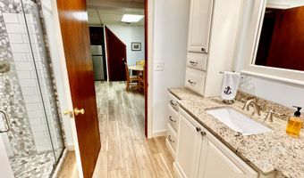 1045 Broadway, Bangor, ME 04401