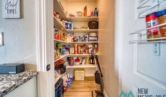 2105 Hillcrest St, Carlsbad, NM 88220