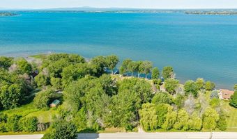 2322 W Shore Rd, Alburgh, VT 05440