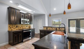 4051 Whitney Ln, Benton, AR 72019