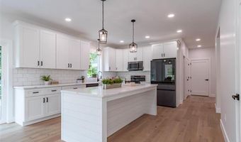956 N Barnstead Rd, Barnstead, NH 03225