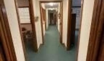 105 N Hickory St, Aberdeen, MS 39730