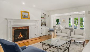 540 Rock Creek Dr, Ann Arbor, MI 48104