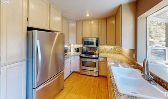 1410 GLENWOOD Dr, Brookings, OR 97415