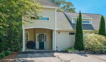 8 Royal Ln, Raymond, NH 03077