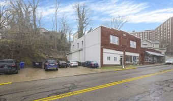 72 W Un, Athens, OH 45701