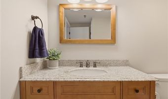 40 Web Ave 11, North Kingstown, RI 02852