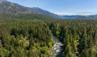 55636 MCKENZIE RIVER Dr 9, Blue River, OR 97413