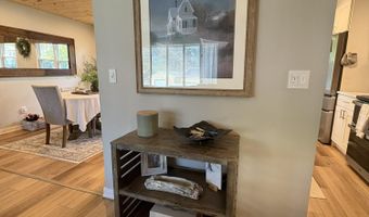 645 Ensign Ave, Beachwood, NJ 08722