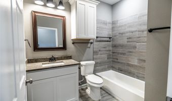 207 S James St, Alvarado, TX 76009
