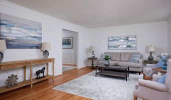 7811 CHARLESTON Dr, Bethesda, MD 20817