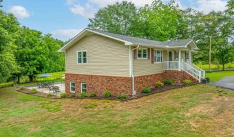 2001 Meadowlark Ln, Albertville, AL 35951