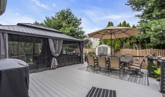 6 Surle Ct, Bayville, NJ 08721