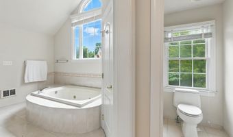 13309 BIG CEDAR Ln, Bowie, MD 20720