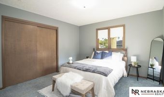 1828 William Dr, Beatrice, NE 68310