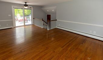 49 Kelseytown Rd, Clinton, CT 06413