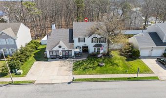5 Brentwood Dr, Bayville, NJ 08721