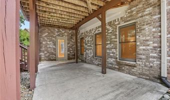 12516 Darvish Ln, Alpharetta, GA 30005