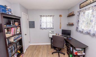107 6th St, Barnegat, NJ 08005