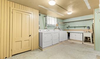543 Newport Ave, Attleboro, MA 02703