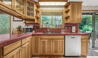 23751 S LEISURE Ln, Beavercreek, OR 97004