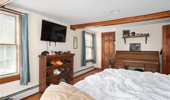 38 Chapel St, Burrillville, RI 02830