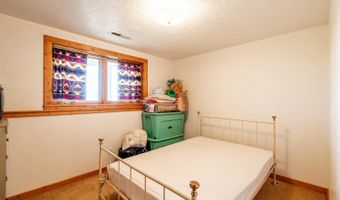 22 Johnson Creek Rd, Buffalo, WY 82834