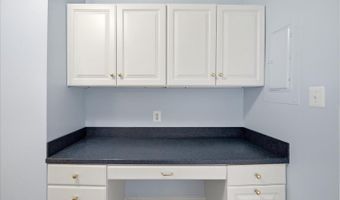5500 HOLMES RUN Pkwy 512, Alexandria, VA 22304
