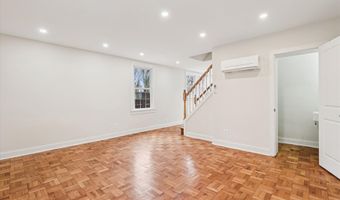 2600 16TH St S 696, Arlington, VA 22204