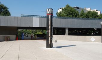 5225 POOKS HILL Rd 417N, Bethesda, MD 20814