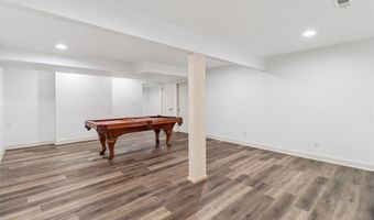 2013 2nd St SW, Altoona, IA 50009