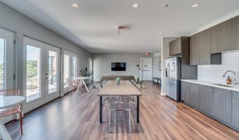 1111 ORREN St NE 300, Washington, DC 20002